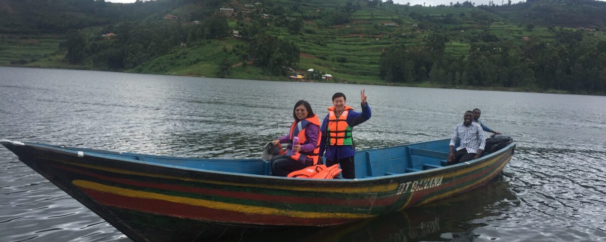 Lake bunyonyi