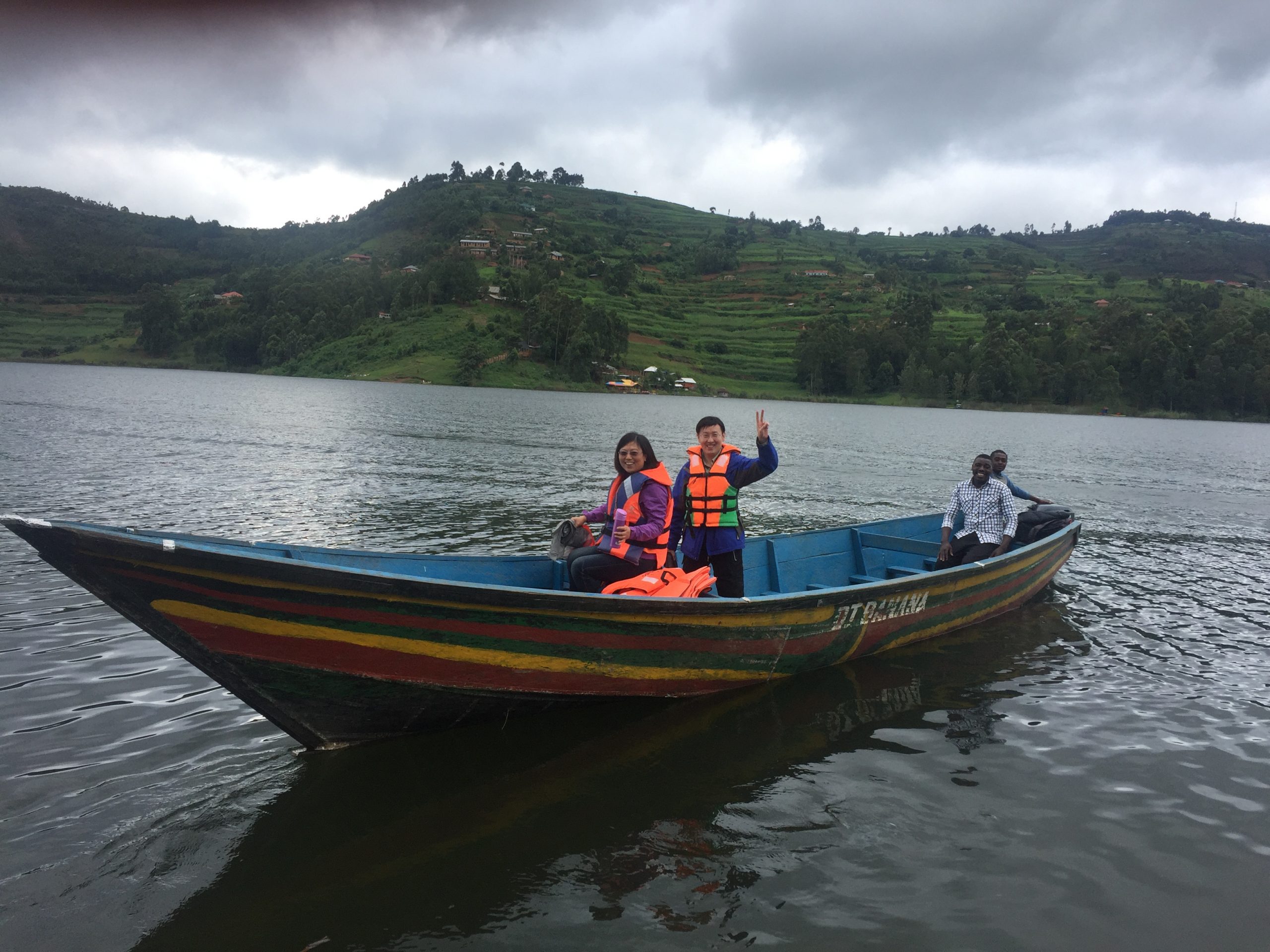 Lake bunyonyi