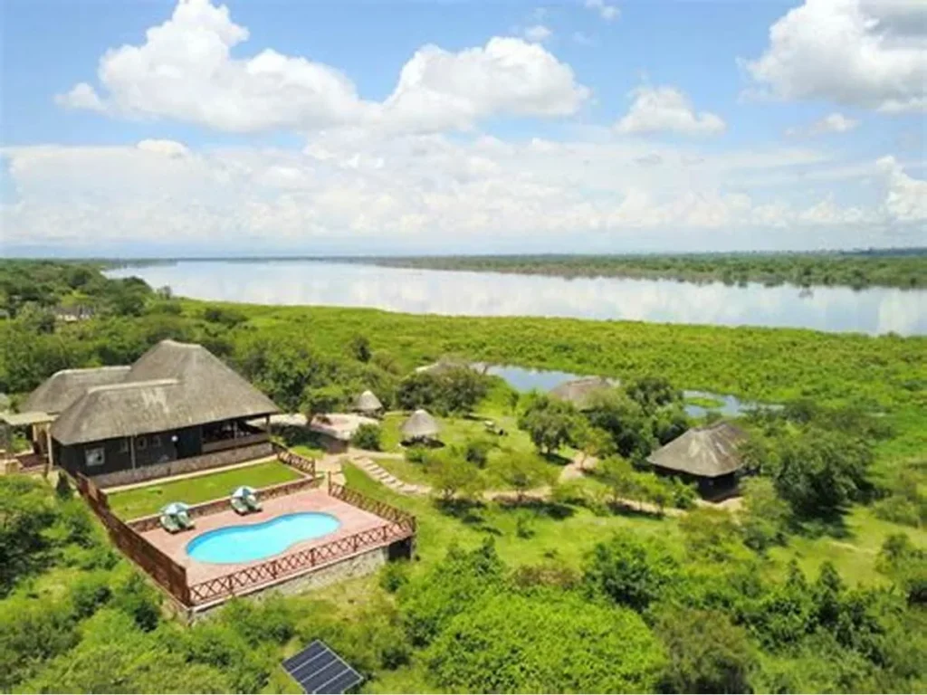 Buffalo Safari Lodge