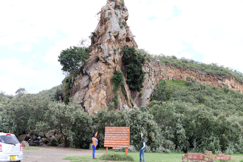 Can I Combine Lake Naivasha with Hell’s Gate?